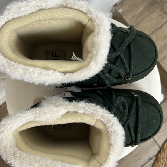 Shearling snow boots - Picture 4 of 7